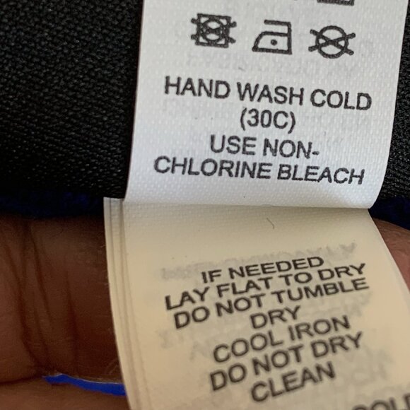 Buffalo Bills Fanatics Blue NFL Beanie Skully Cap Hat Unisex One Size Fits All - Picture 7 of 9